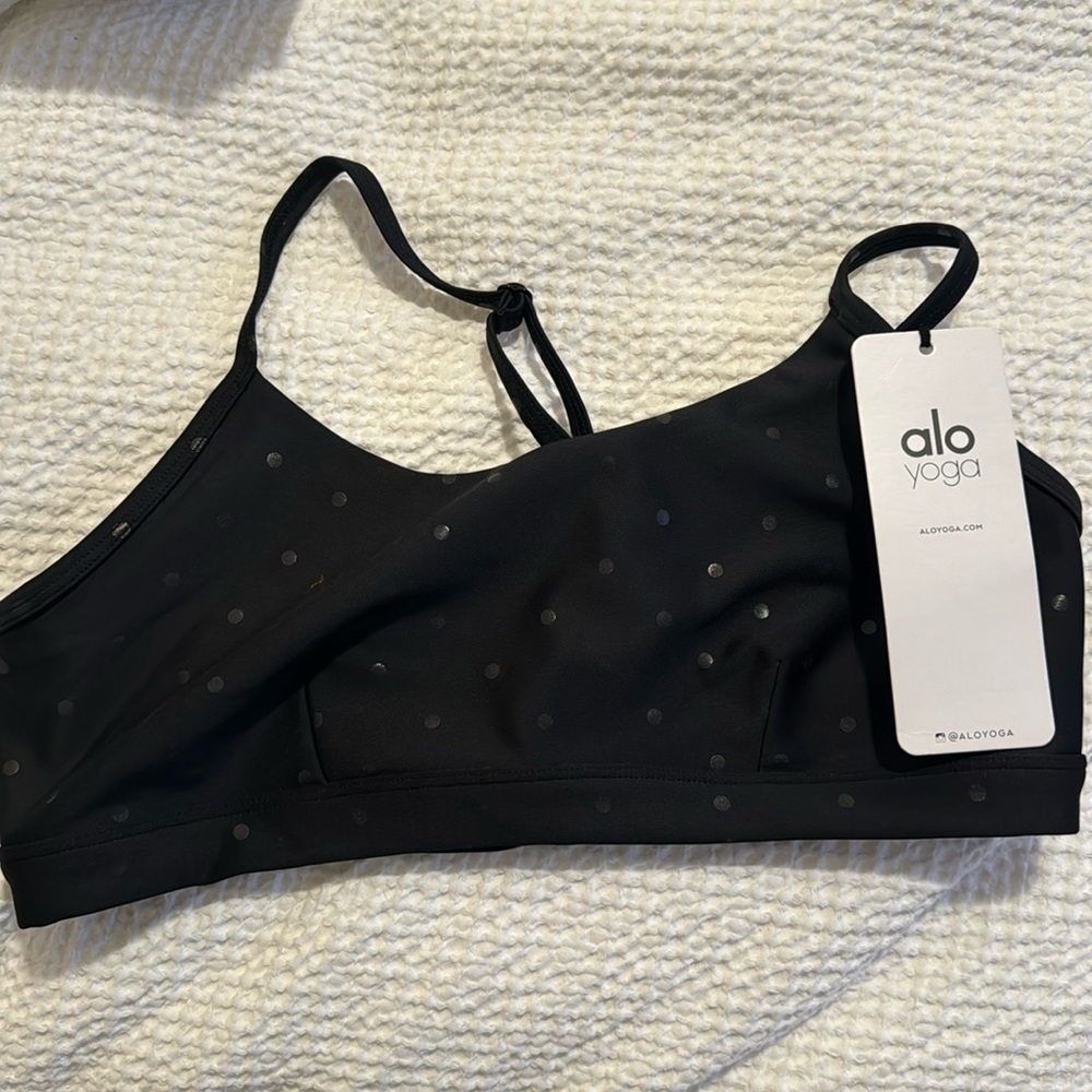 Alo airlift intrigue bra
